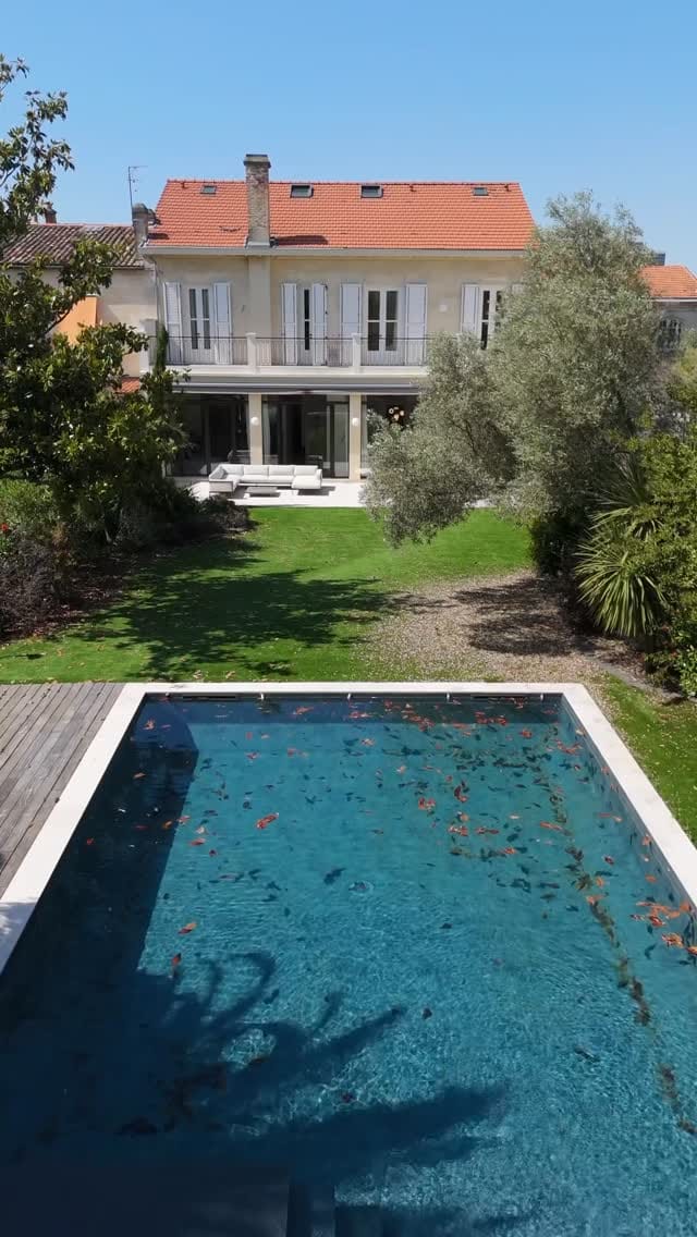 Post 10 by Maxwell-Baynes Christie's Int’l Real Estate on Instagram (video)