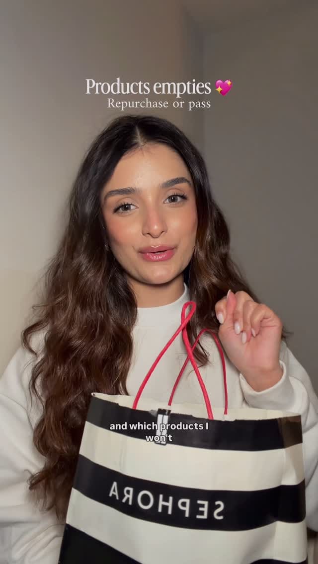 Post 5 by Vatsala | beauty & fashion creator on Instagram (video)
