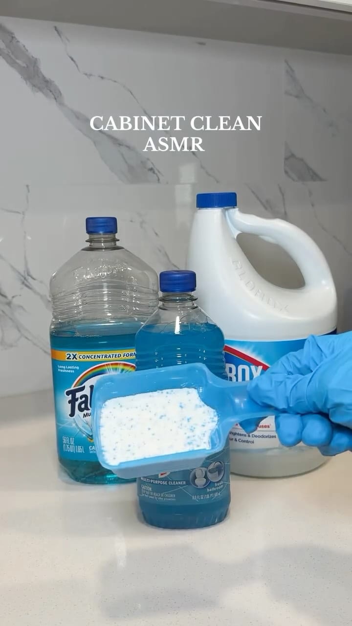 Post 4 by simplesoaks on Instagram (video)