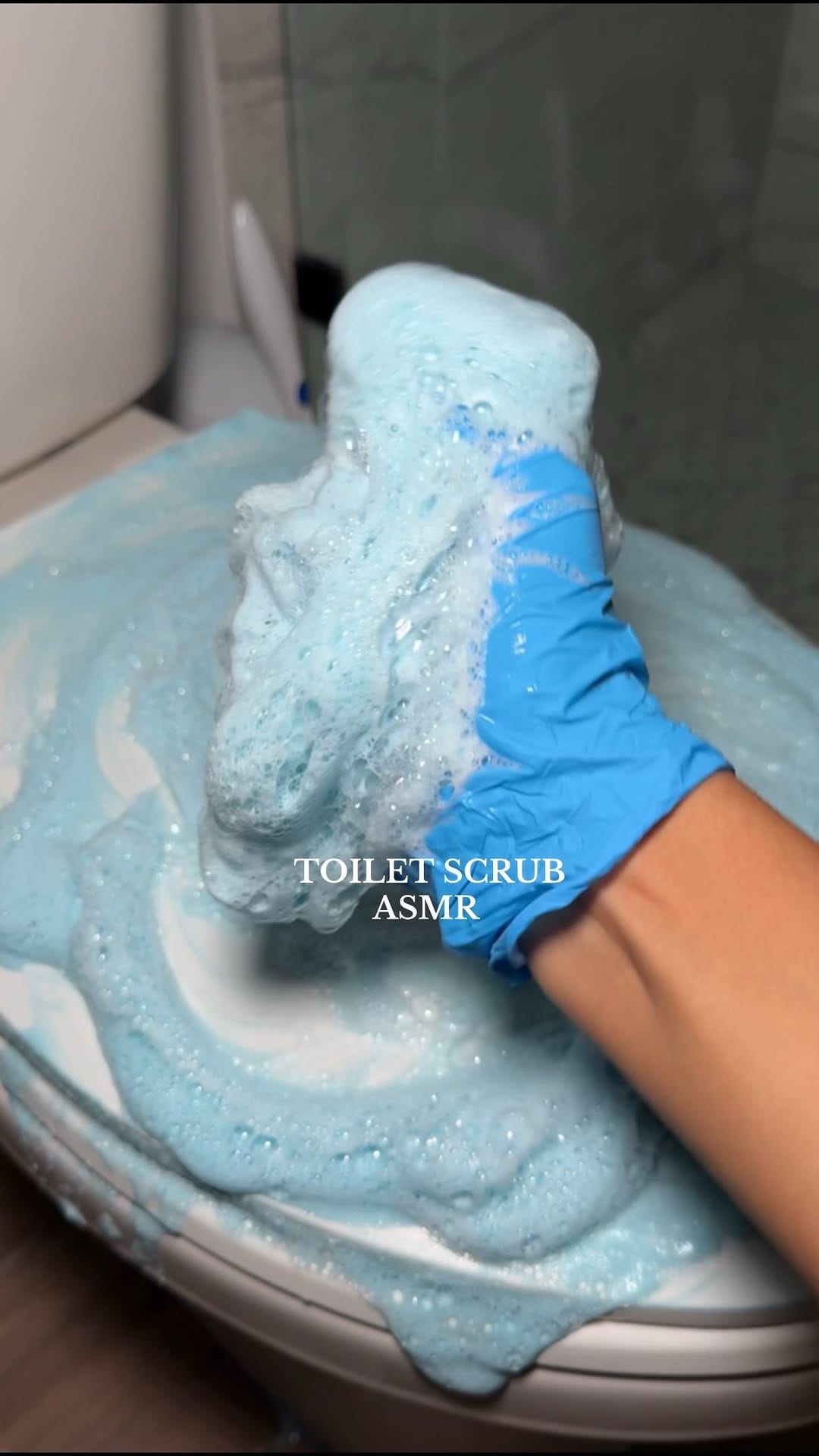 Post 7 by simplesoaks on Instagram (video)