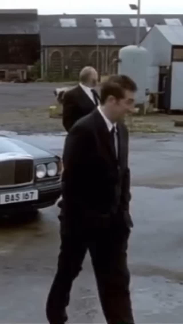Post 10 by Kevin Charles Hughes on Instagram (video)