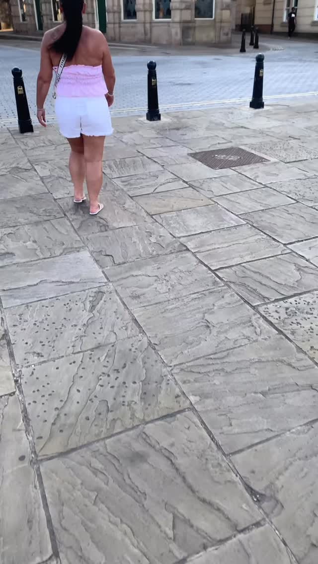 Post 6 by Kevin Charles Hughes on Instagram (video)