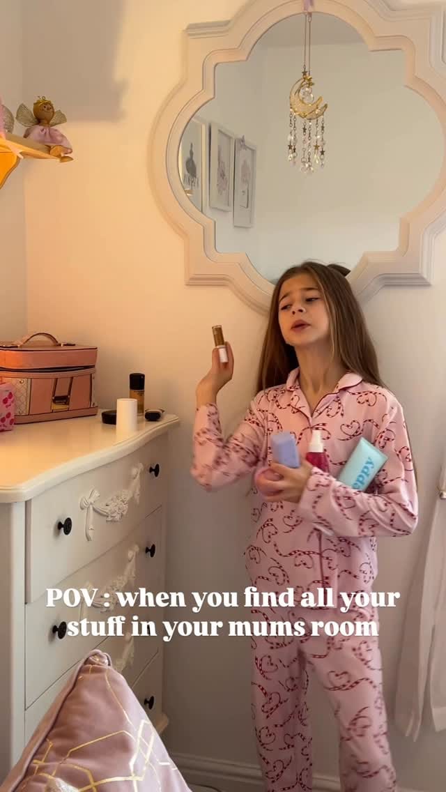Post 10 by Victoria Bran (Little Miss Flory) on Instagram (video)