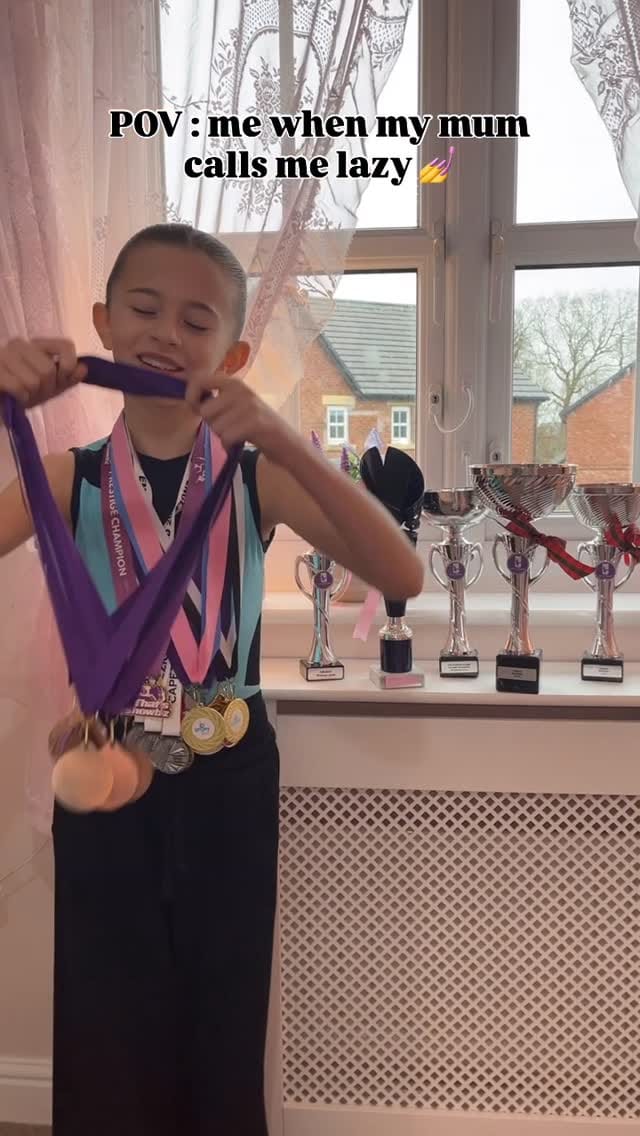 Post 6 by Victoria Bran (Little Miss Flory) on Instagram (video)