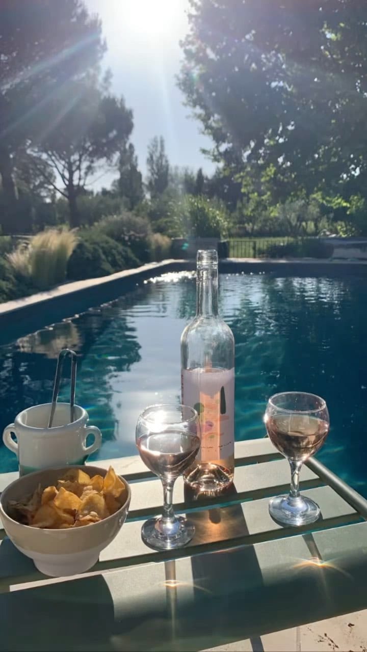 Post 10 by La Maison Rousse on Instagram (video)