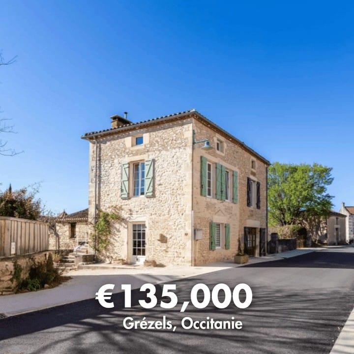 Post 6 by Cheap Property France by SOBA on Instagram (carousel)
