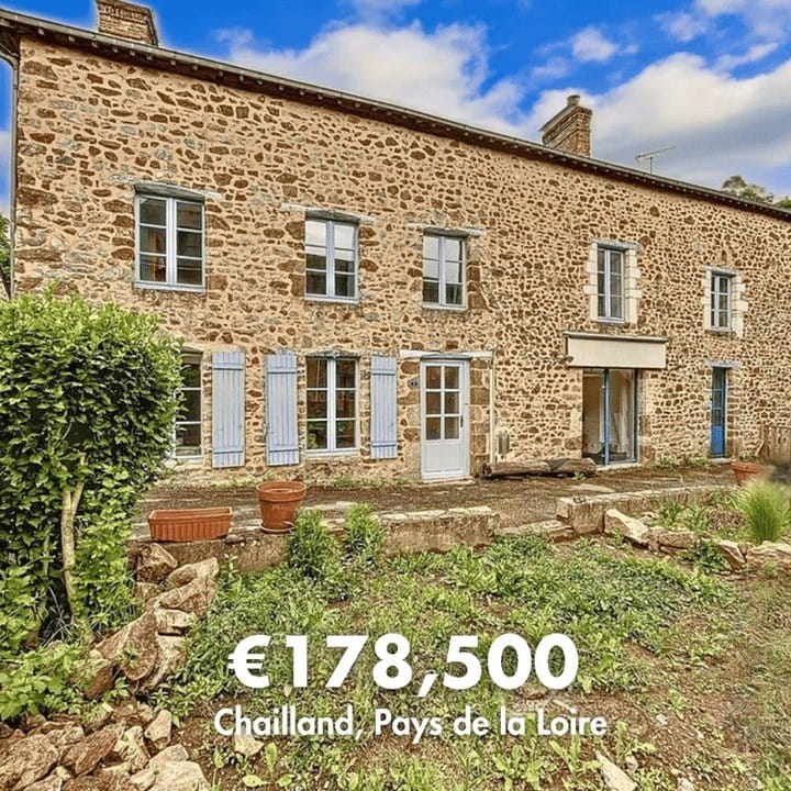Post 10 by Cheap Property France by SOBA on Instagram (carousel)