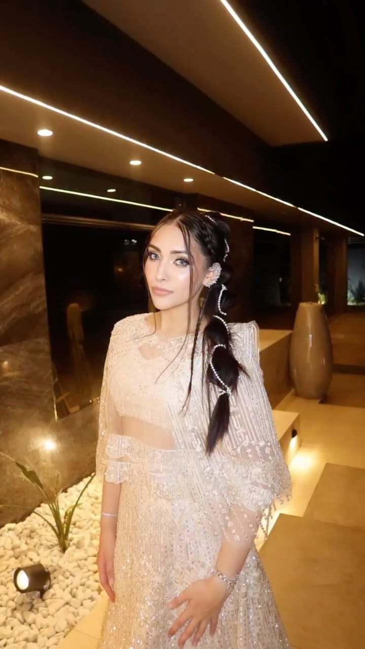 Post 5 by Professional Hair & Make Up on Instagram (video)