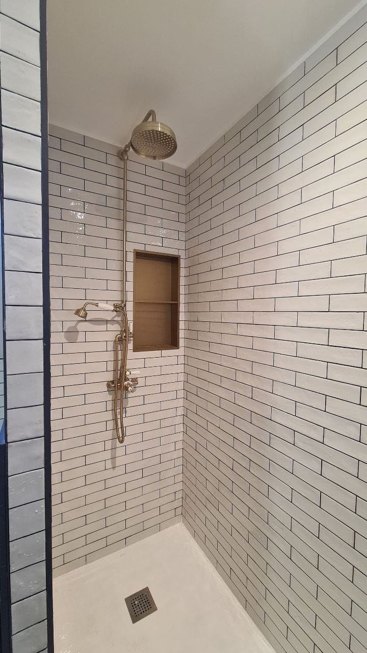 Post 2 by 🔨 Essio Solution | Rénovation Lyon on Instagram (video)