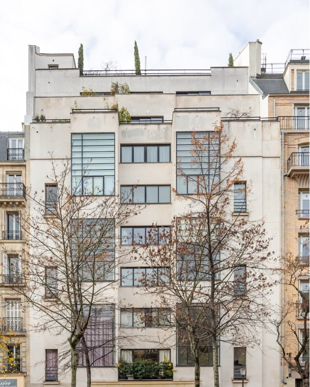 Post 4 by Architecture de Collection on Instagram (carousel)