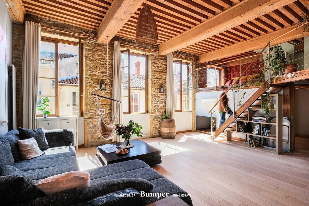 Post 8 by Bumper Immobilier on Instagram (carousel)