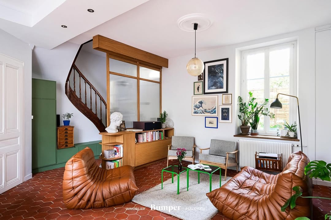 Post 6 by Bumper Immobilier on Instagram (carousel)