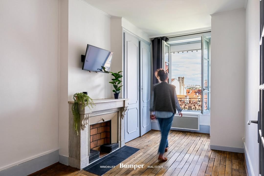 Post 5 by Bumper Immobilier on Instagram (carousel)