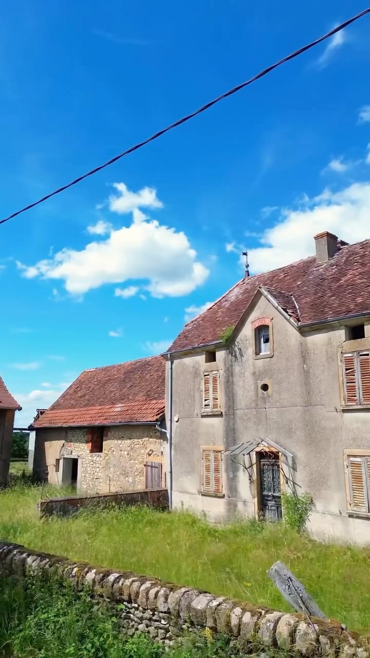 Post 3 by Devillard Prestige on Instagram (video)