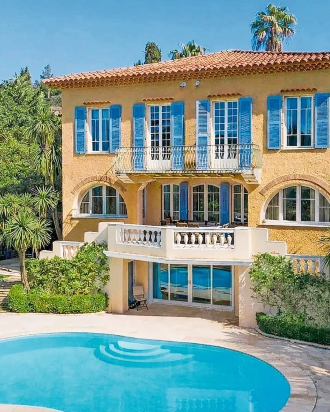 Post 3 by Résidences Immobilier on Instagram (carousel)