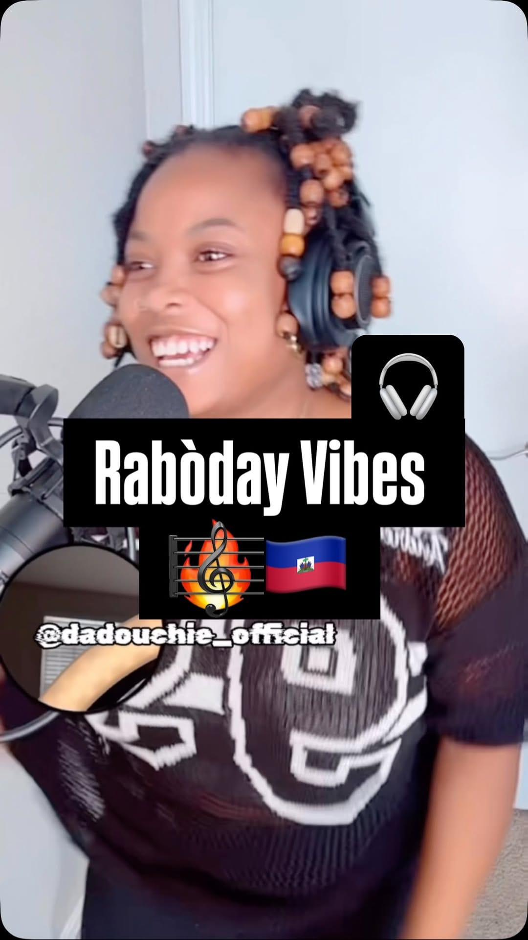 Post 1 by Dadouchie_official🦋 on Instagram (video)