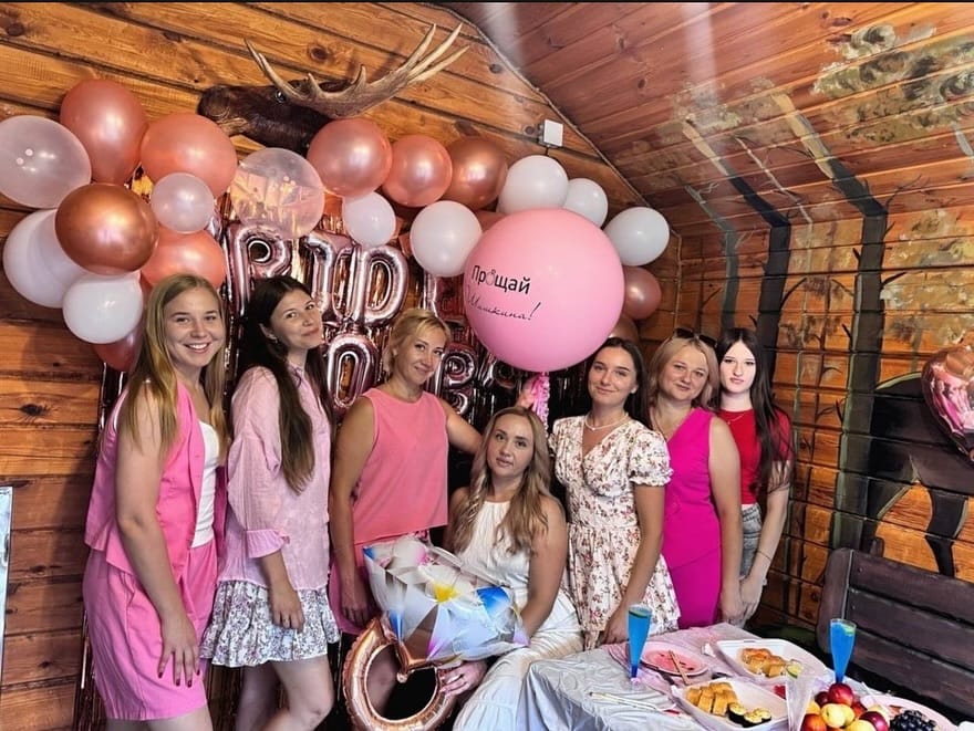 Post 3 by ГОСТЕВОЙ ДОМ БОДРЫЙ ЛОСЬ|БЕСЕДКИ🦌БАРНАУЛ on Instagram (carousel)