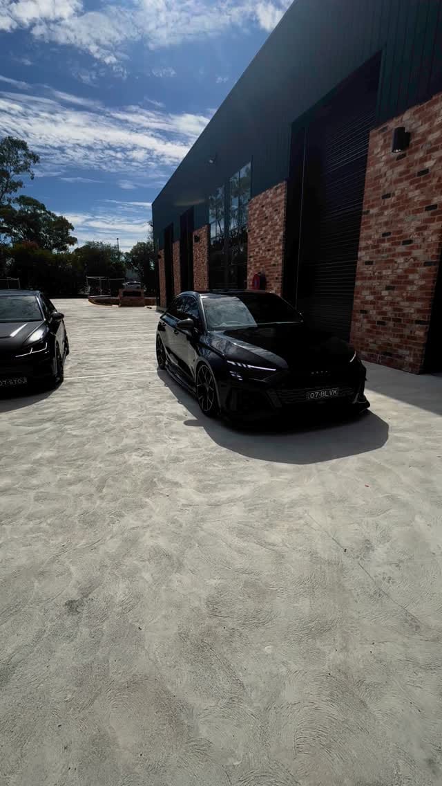 Post 6 by BLVK. RS3 on Instagram (video)