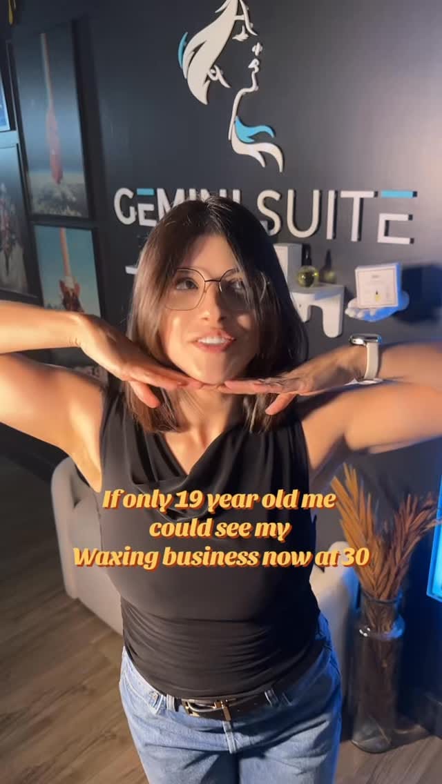 Post 4 by Kiarrah • Licensed Esthetician• Waxing Master on Instagram (video)
