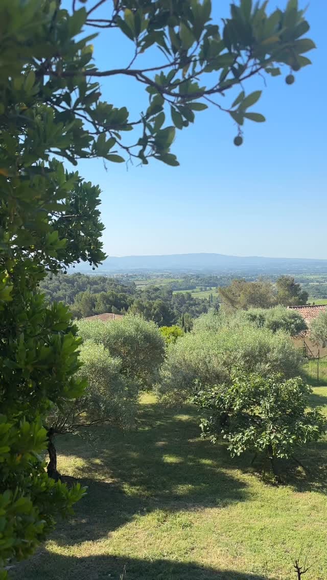 Post 6 by ProvenceLuberon SothebysRealty on Instagram (video)