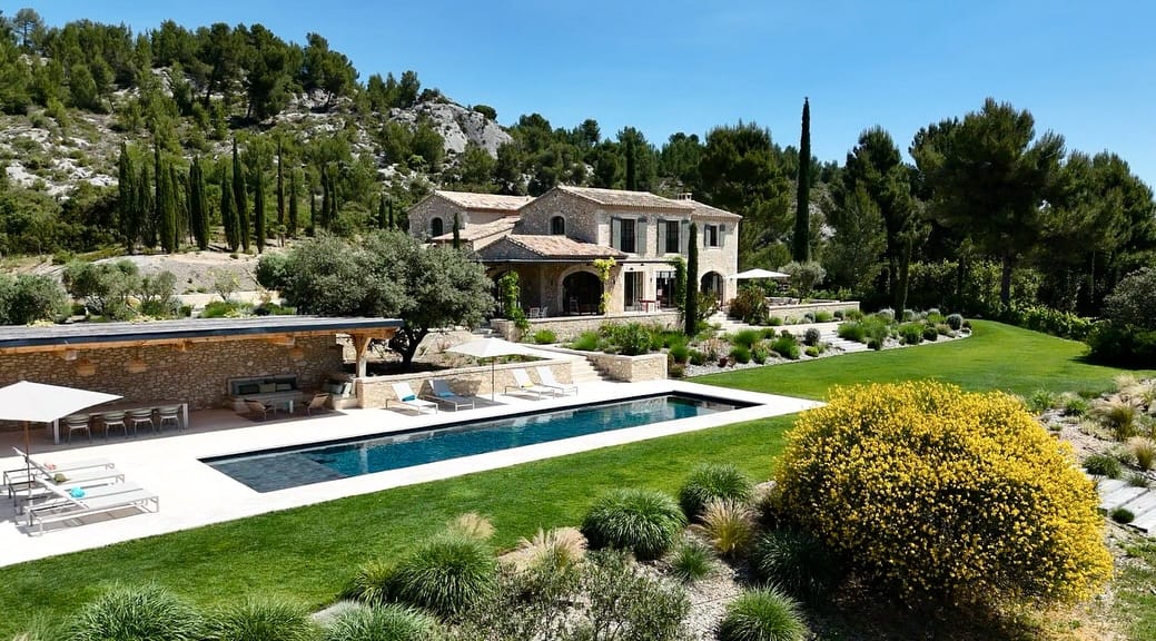 Post 3 by Aix-en-Provence Sotheby's Int Realty on Instagram (carousel)