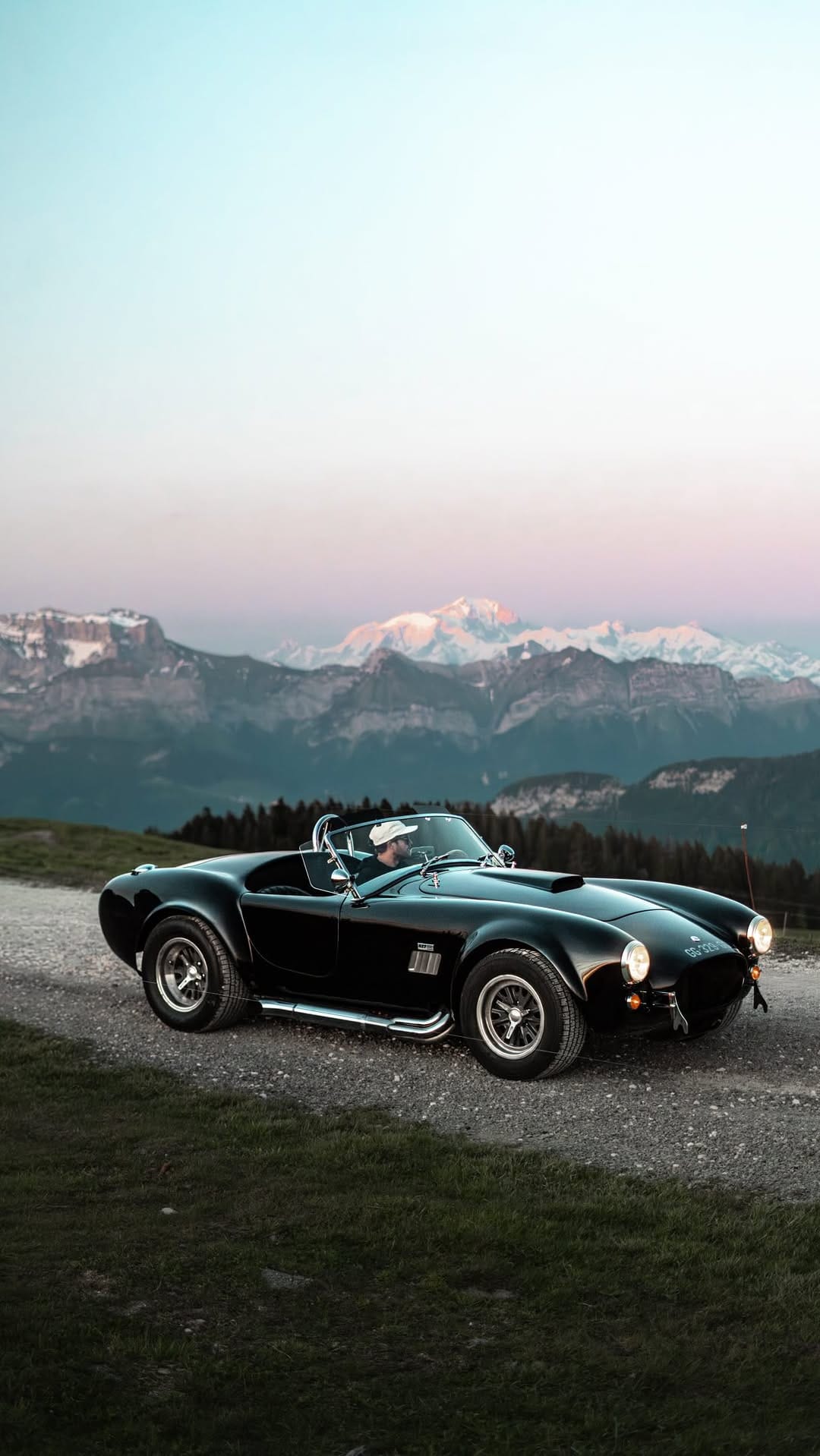 Post 2 by ◢◤ Maxime Baucheron Photographe | Haute Savoie on Instagram (video)