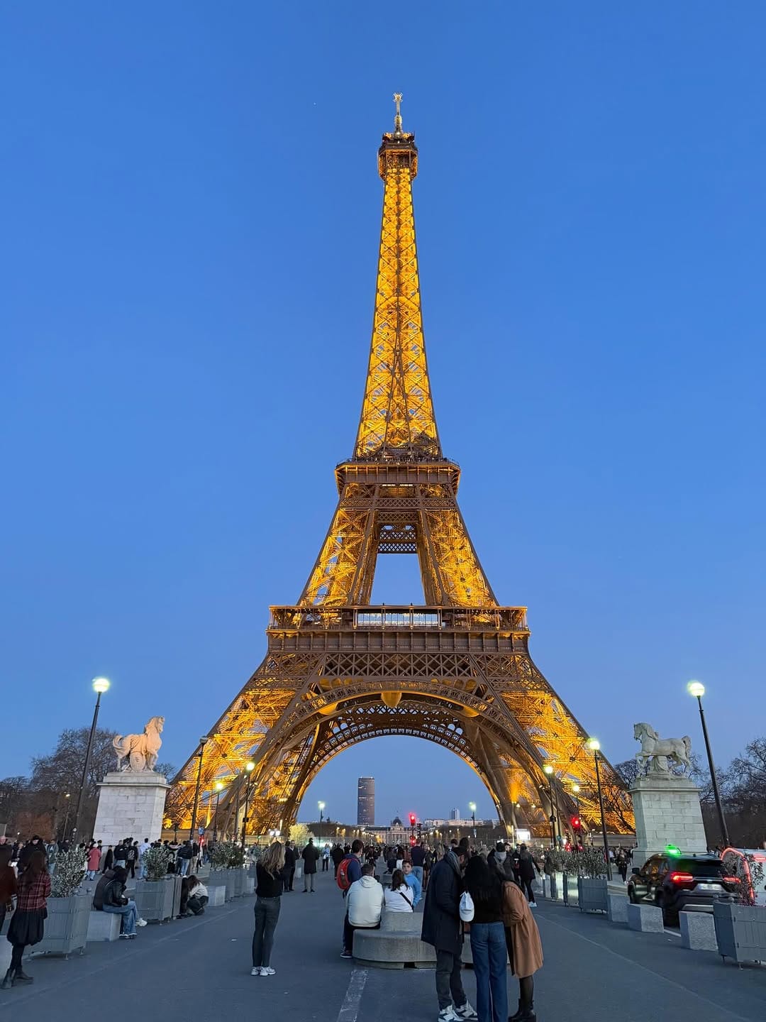 Post 7 by Hamilton Summers on Instagram (carousel)