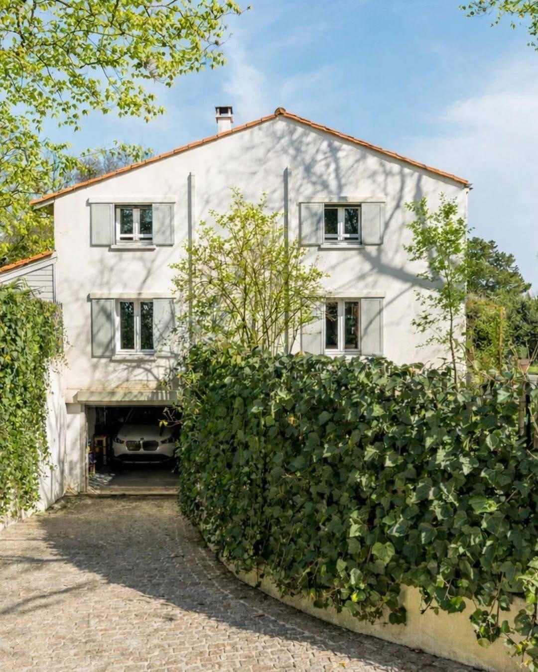 Post 3 by Valeria Plaisance | French Luxury Real Estate Expert on Instagram (carousel)
