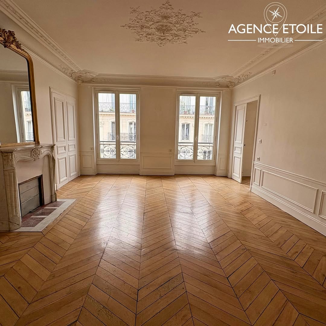 Post 9 by Agence Etoile - Immobilier on Instagram (carousel)