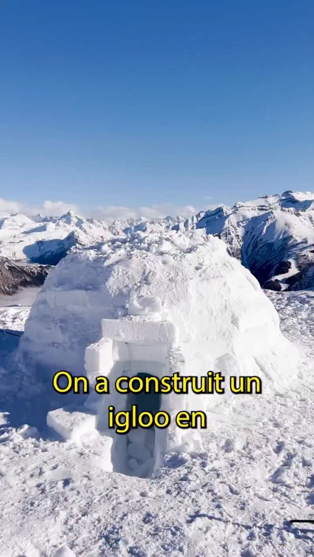 Post 4 by Xavier Bourgois on Instagram (video)