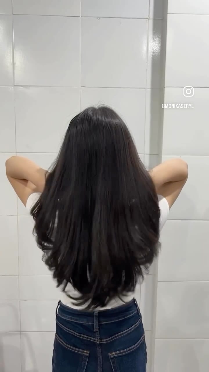 Post 9 by Herman Salon Daeng Tata on Instagram (video)