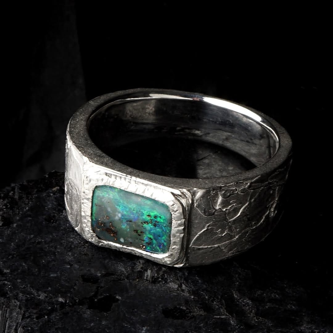 Post 3 by Aislinn Neave Jewellery on Instagram (image)
