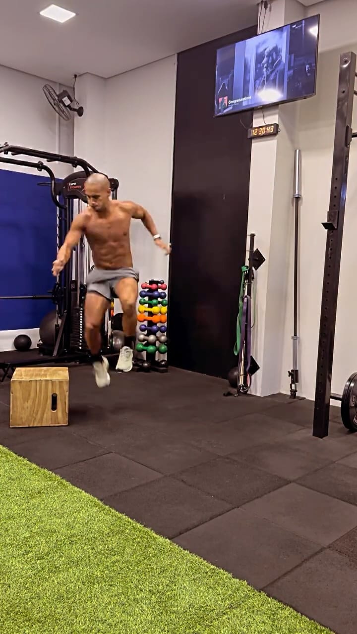 Post 5 by Pedro Andrade Carvalho on Instagram (video)