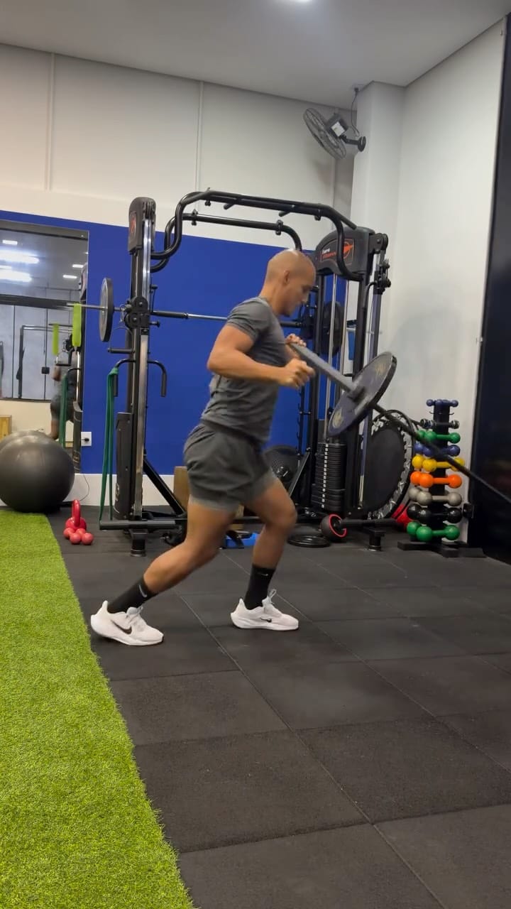 Post 2 by Pedro Andrade Carvalho on Instagram (video)