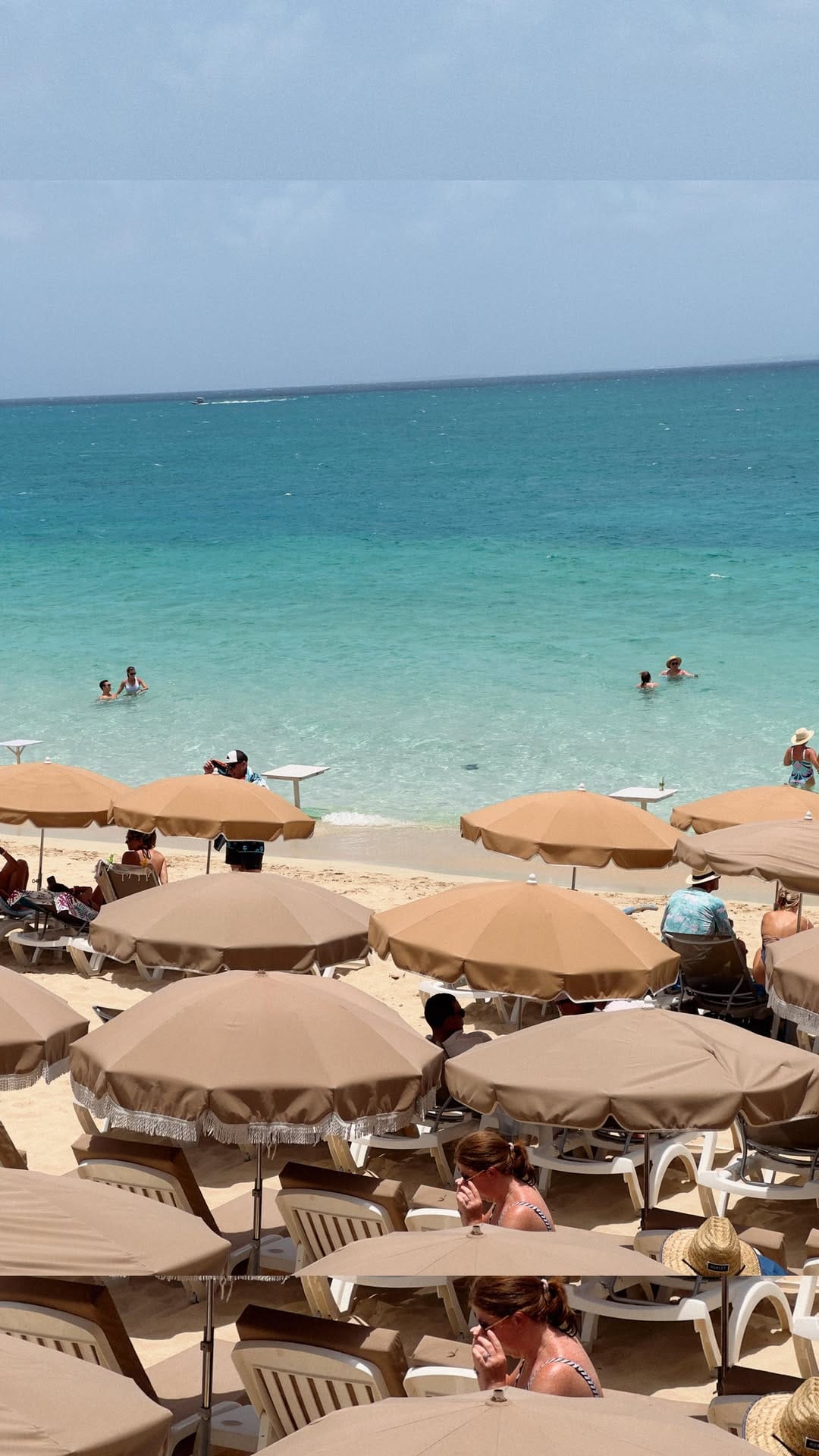 Post 4 by Villas Océan on Instagram (video)