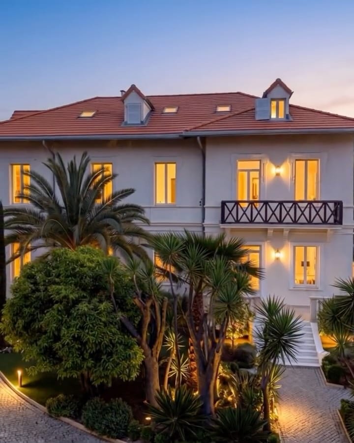 Post 9 by Côte d'Azur Sotheby’s International Realty | Luxury Real Estate on Instagram (video)