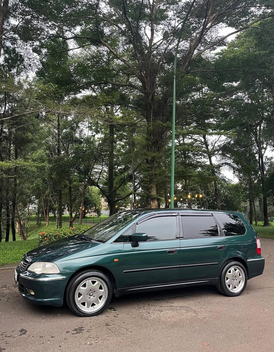 Post 10 by Jual beli mobil tua on Instagram (carousel)