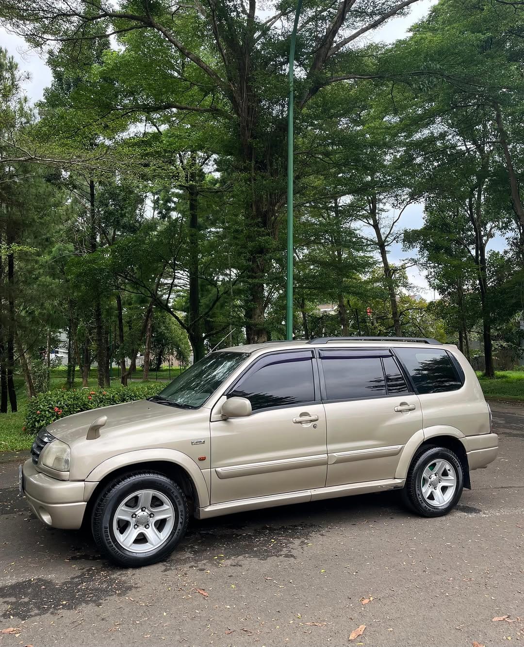 Post 9 by Jual beli mobil tua on Instagram (carousel)