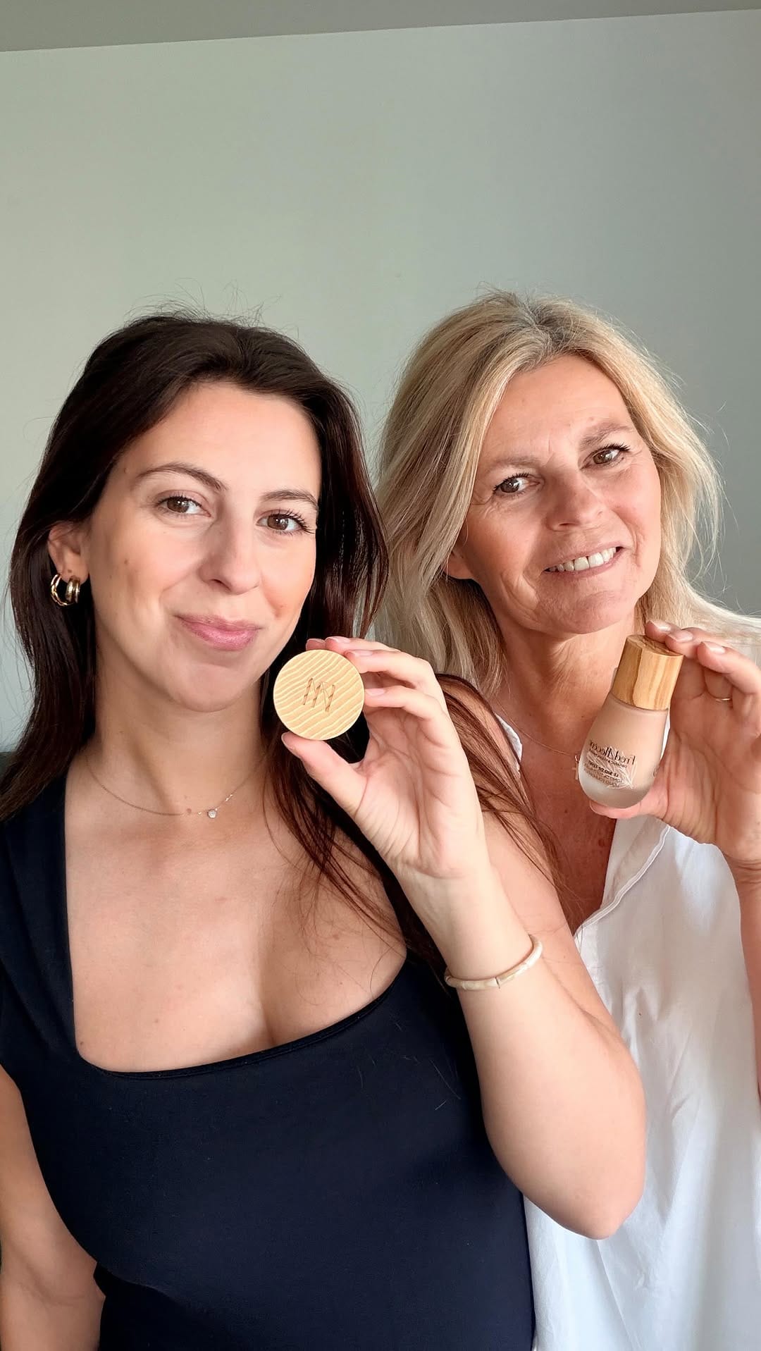 Post 7 by Fred Mécène - organic and vegan makeup on Instagram (video)