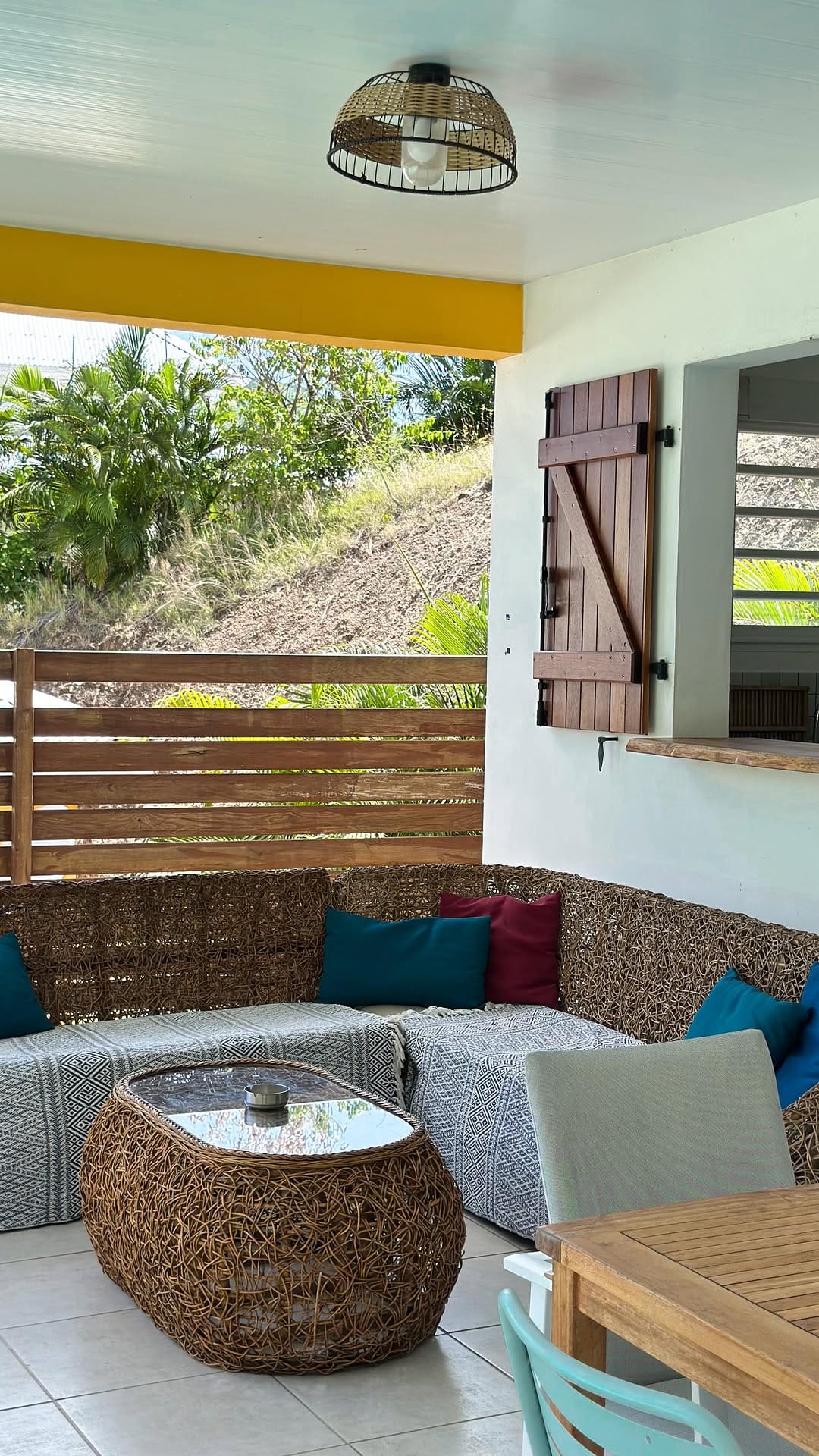 Post 9 by Exotic Villas Martinique ☀️ Slow Life au Diamant 🌴 on Instagram (video)
