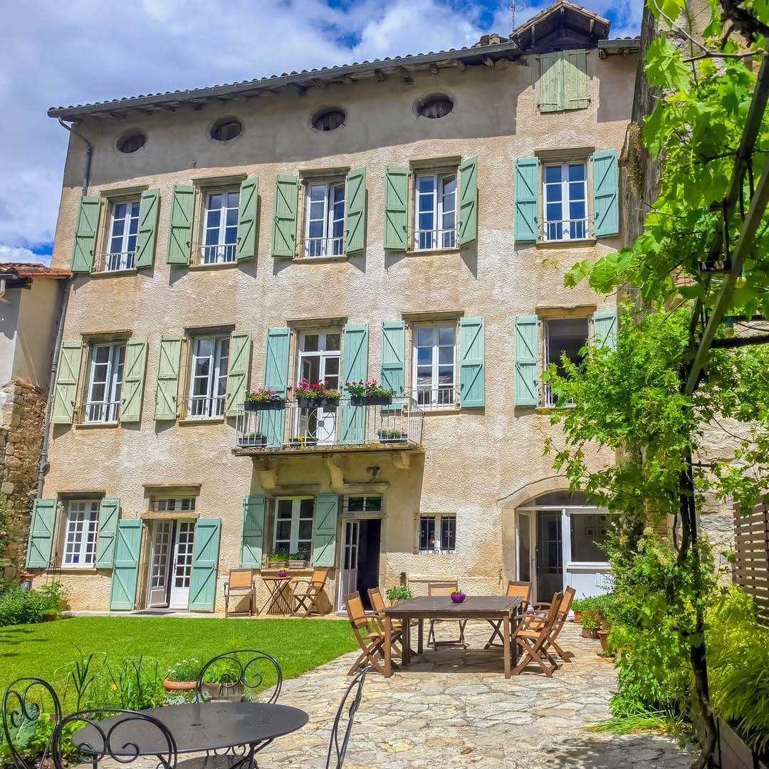 Post 2 by Leggett International Real Estate on Instagram (carousel)