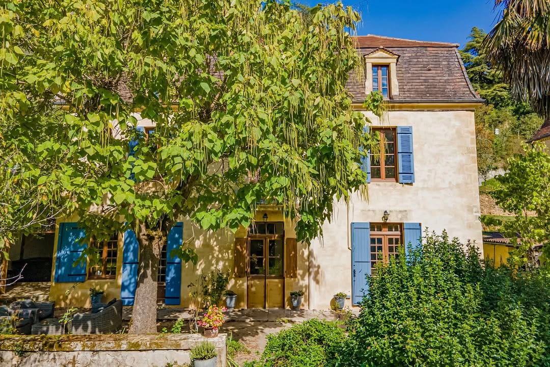 Post 4 by Leggett International Real Estate on Instagram (carousel)