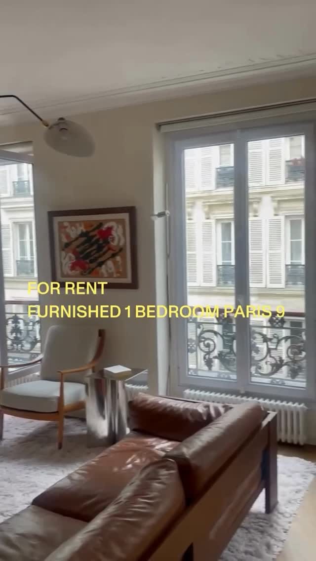 Post 3 by Jeudi on Instagram (video)