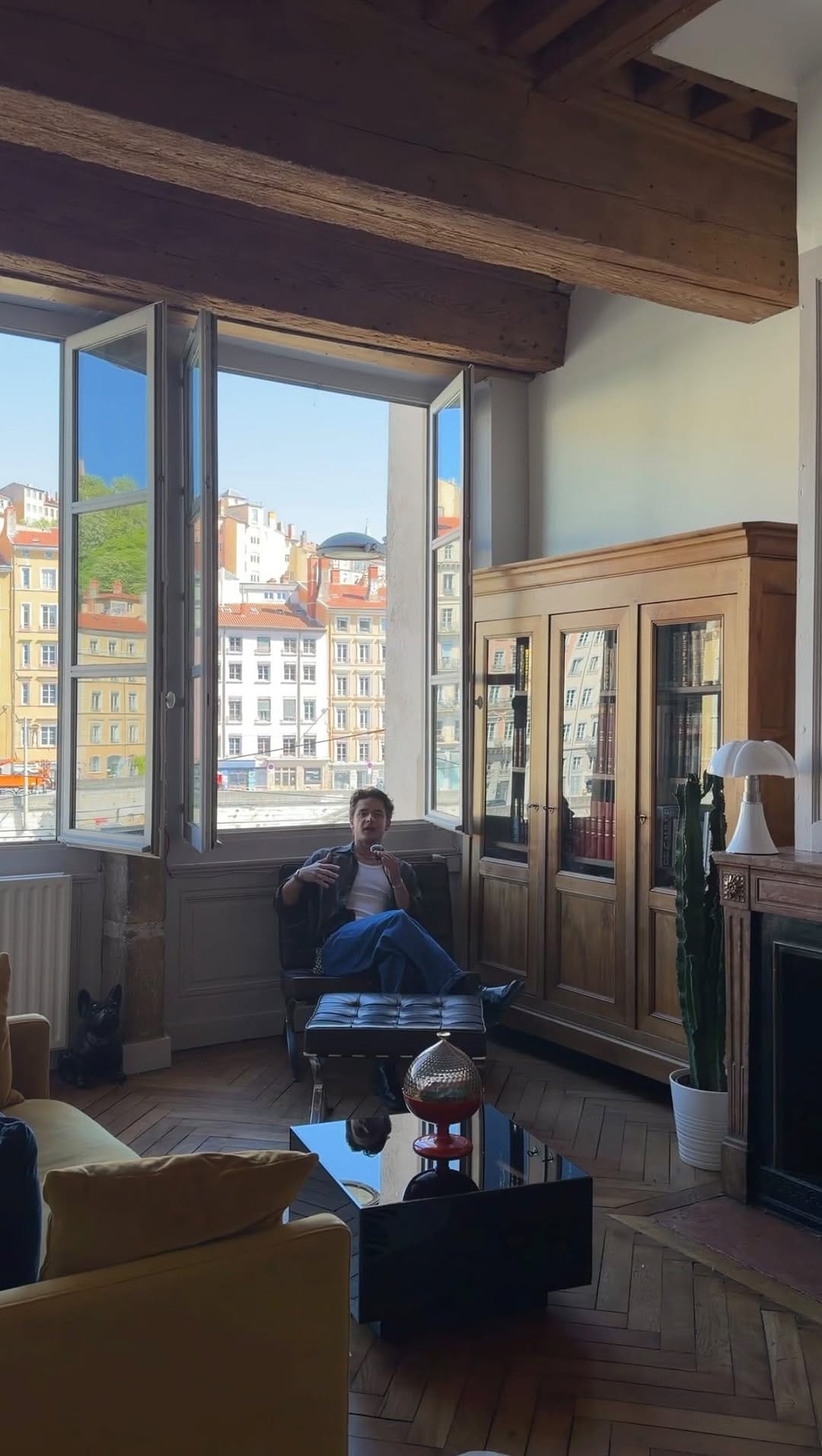 Post 4 by Antoine Convers - Immobilier Ancien -  Lyon📍 on Instagram (video)