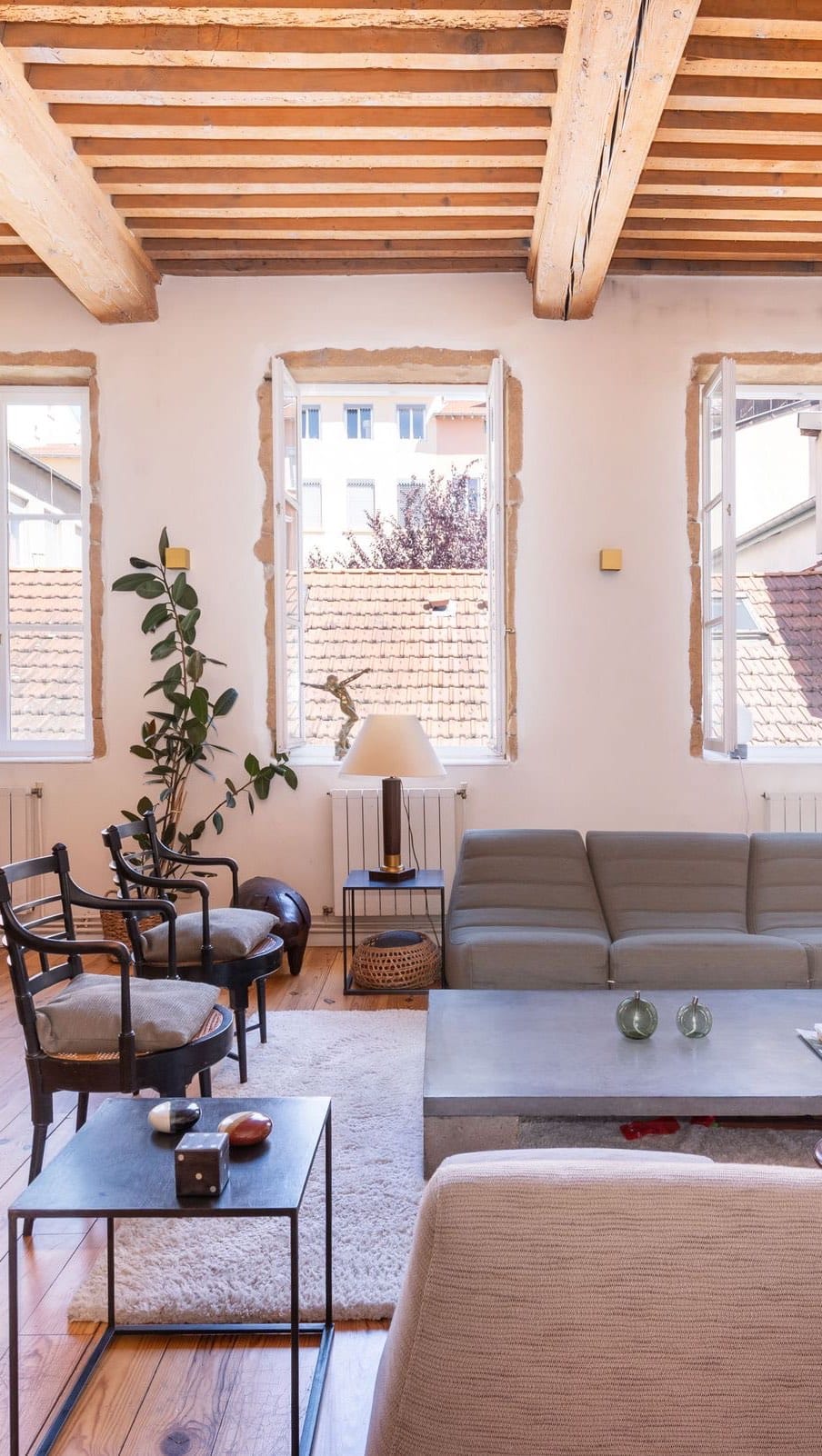Post 9 by Antoine Convers - Immobilier Ancien -  Lyon📍 on Instagram (video)