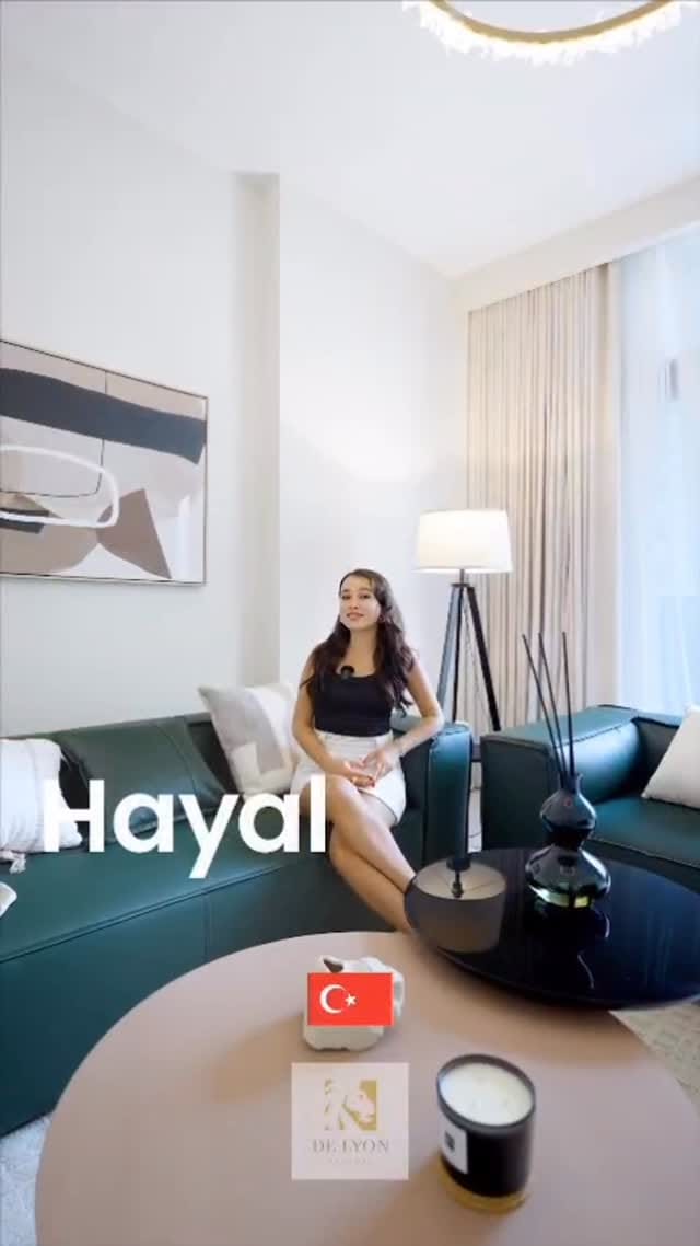 Post 1 by De Lyon Invest on Instagram (video)