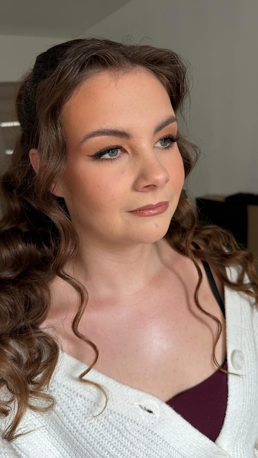Post 9 by Sabina Kozánková/ MAKEUP ARTIST on Instagram (video)