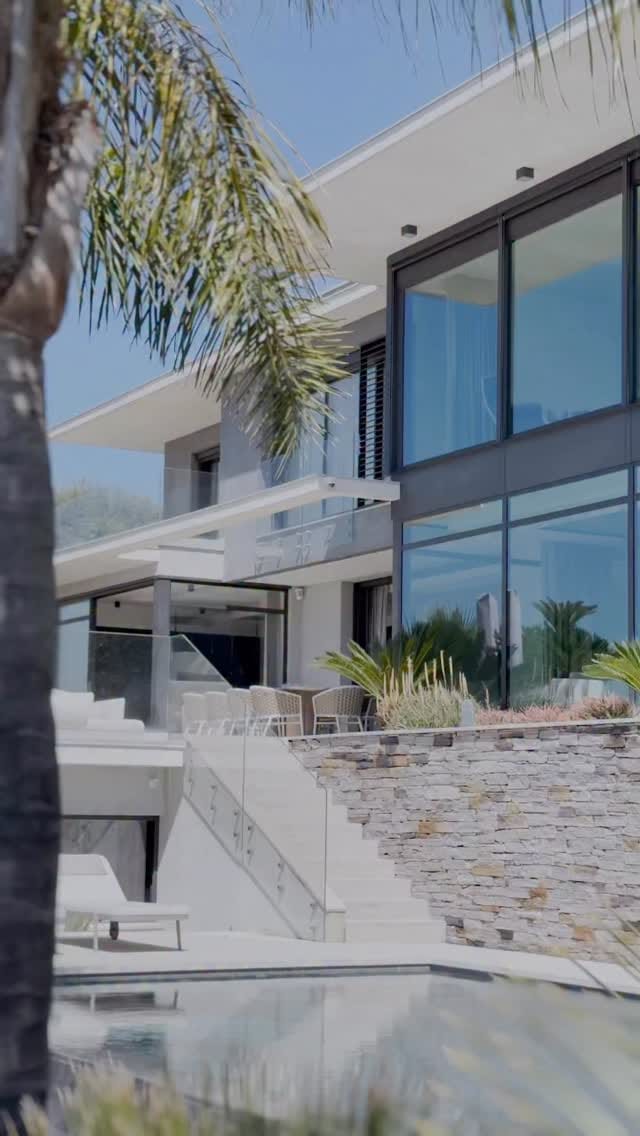 Post 2 by Michaël Zingraf Real Estate on Instagram (video)