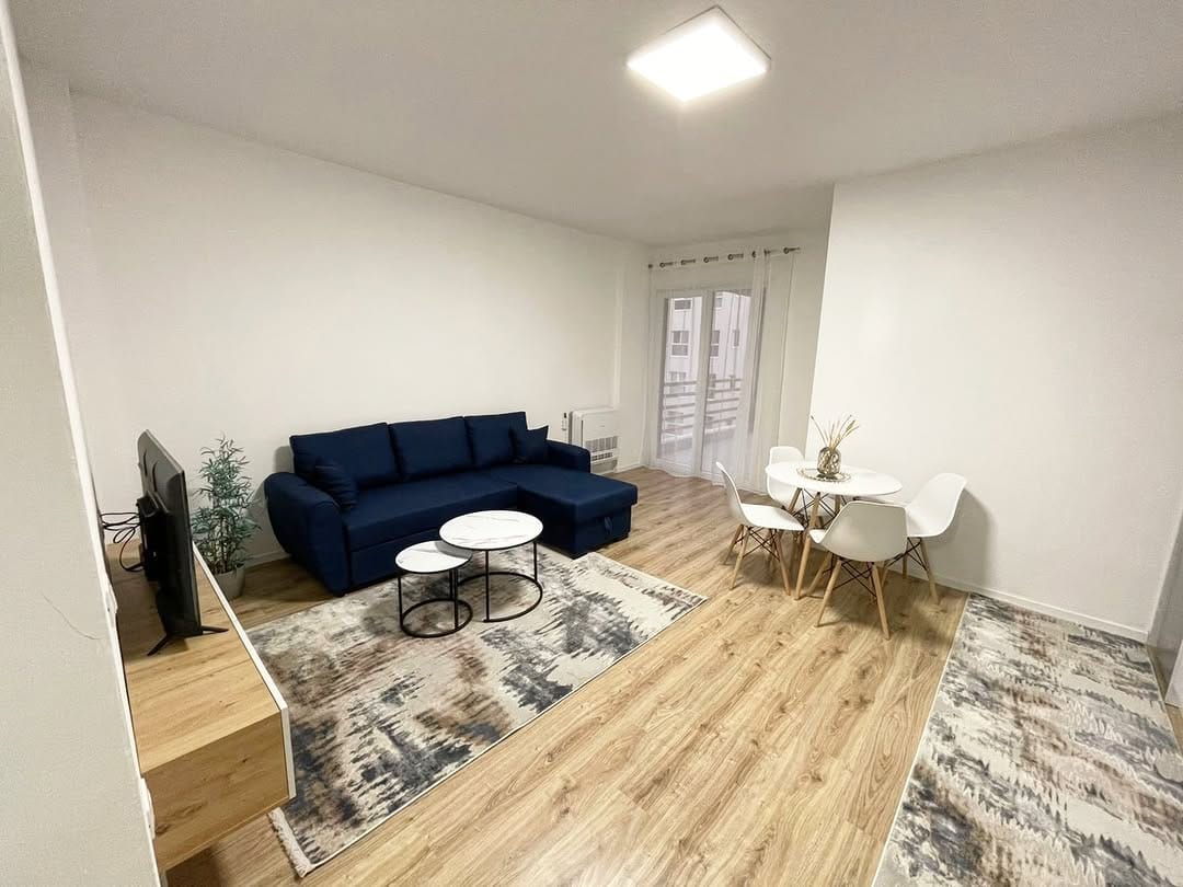 Post 5 by JO-AL REAL ESTATE on Instagram (carousel)