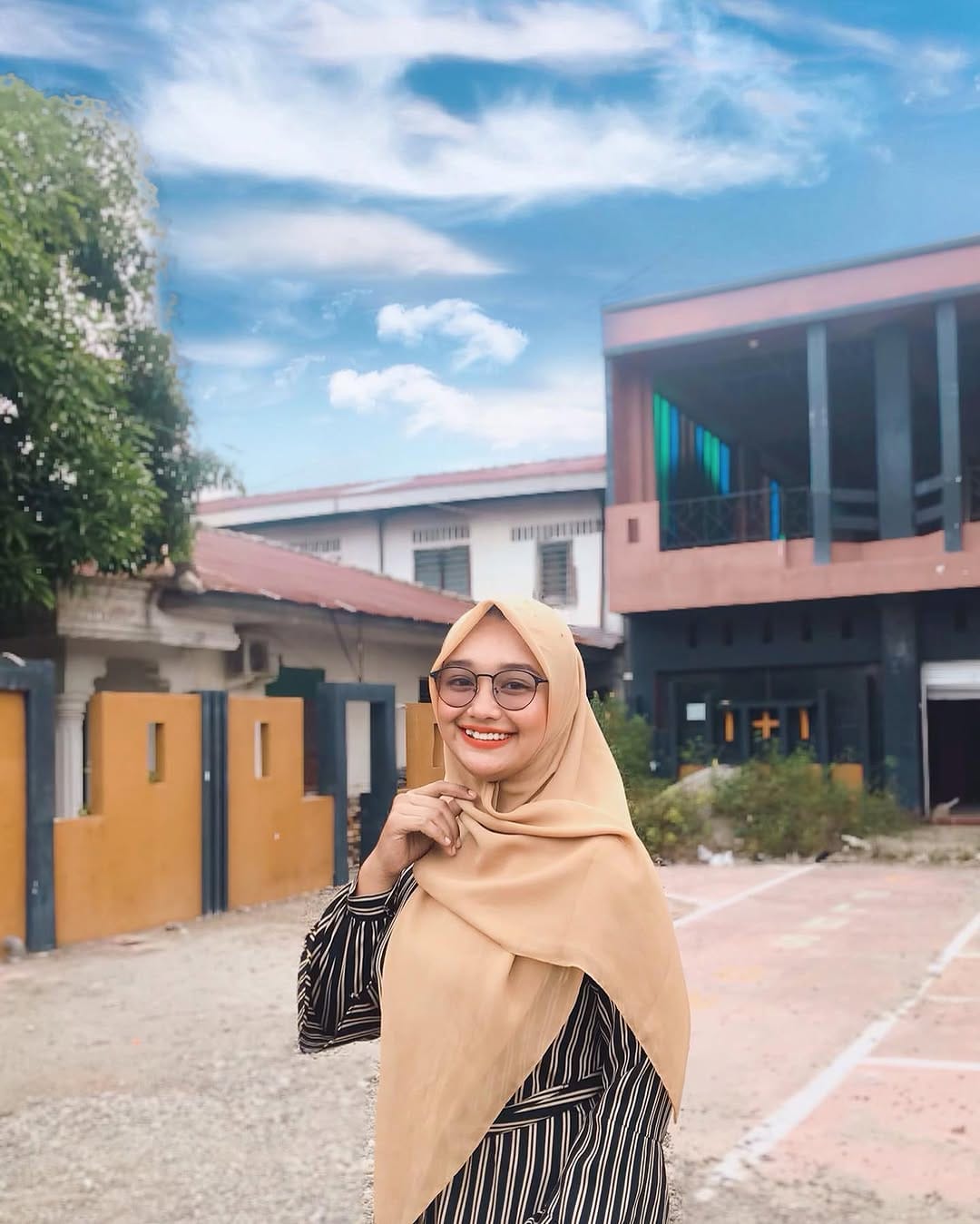 Post 5 by Ruri Yuni Tara on Instagram (image)